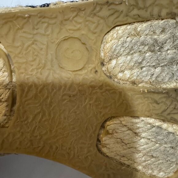 Tory Burch women size 9 flat slip on espadrille white blue stripe red logo chic - Picture 7 of 9